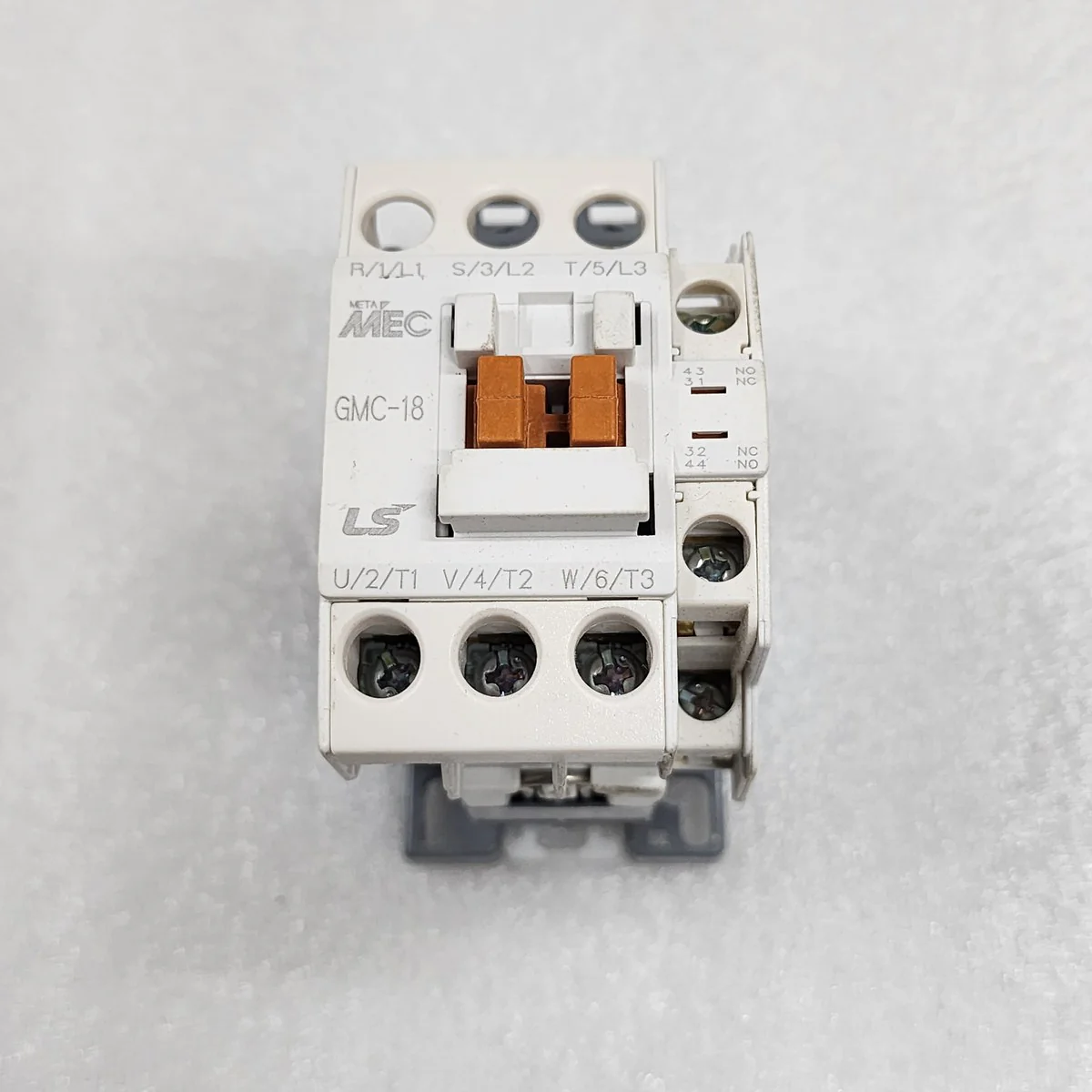 Khởi Động Từ LS GMC-18