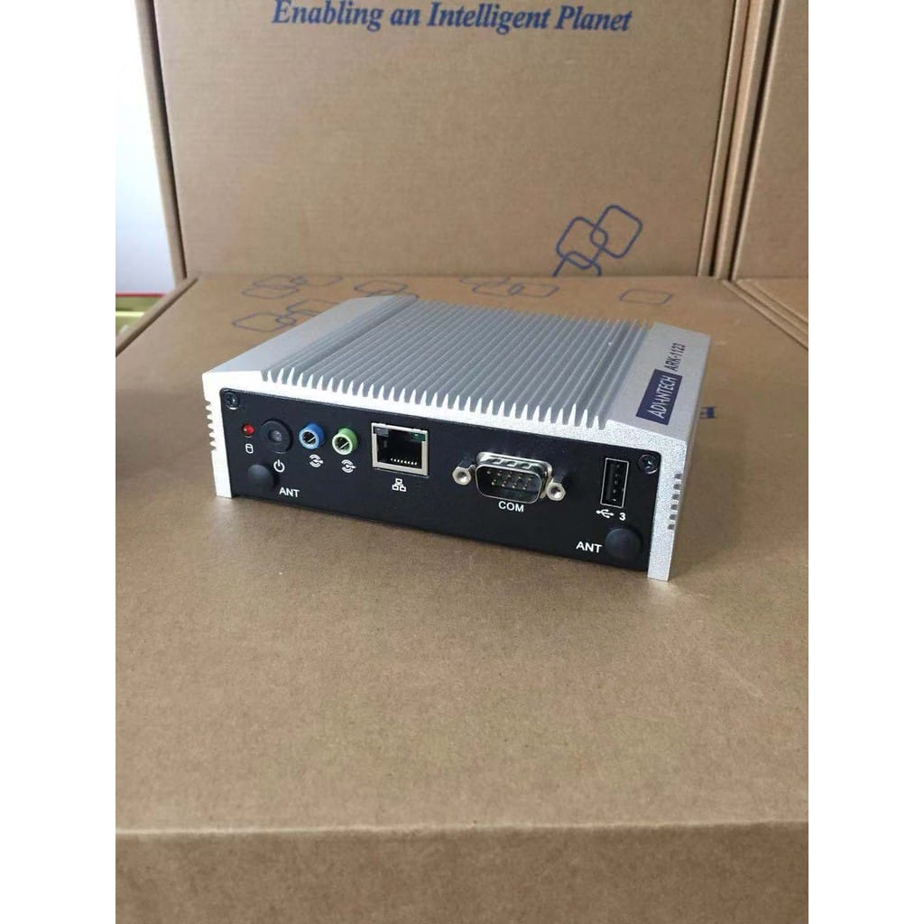 Máy Tính Công Nghiệp Advantech ARK-1123H-U0A3 Lõi 4 Nhúng Máy Tính J1900